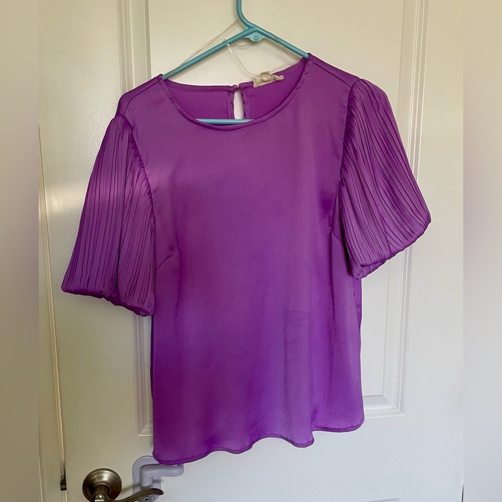 ⭐️HP⭐️ Vanilla Bay Vibrant Purple Blouse